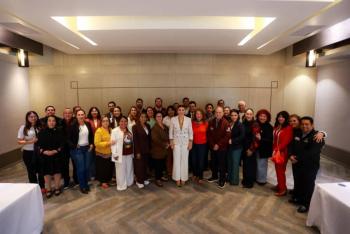En reuni&oacute;n Marina del Pilar refuerza unidad con alcaldes y legisladores para consolidar agenda en Baja California