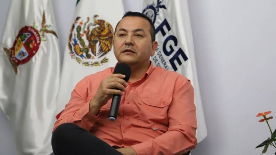 Vicefiscal de Sinaloa sigue pasos de Rocha y también pide licencia