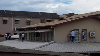Adolescente abre fuego en escuela en Brasil y deja dos muertos
