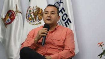 Vicefiscal de Sinaloa sigue pasos de Rocha y tambi&eacute;n pide licencia