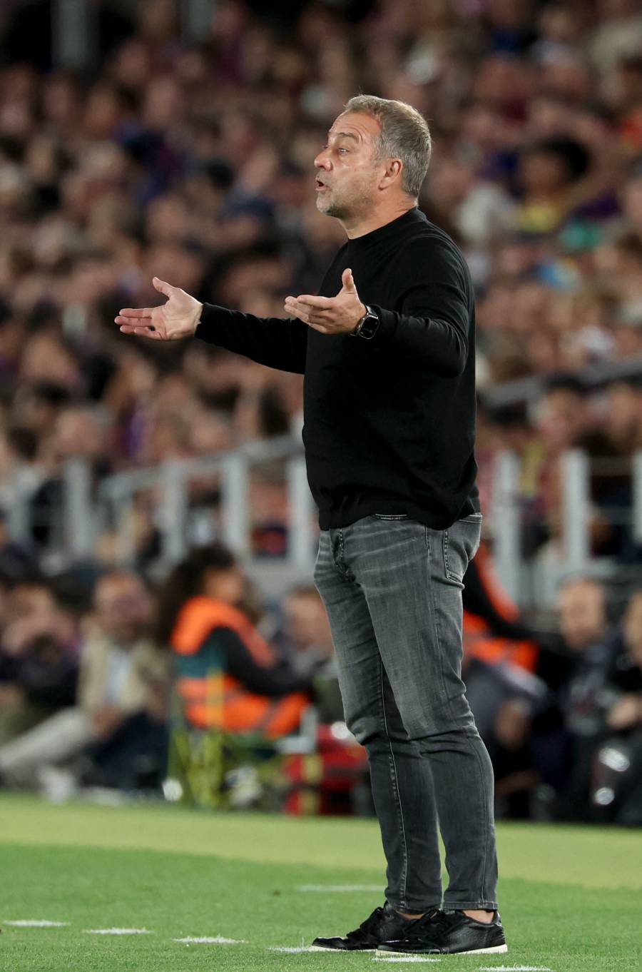 Fallece el padre del entrenador del Barca Hansi Flick horas antes del Cl&aacute;sico