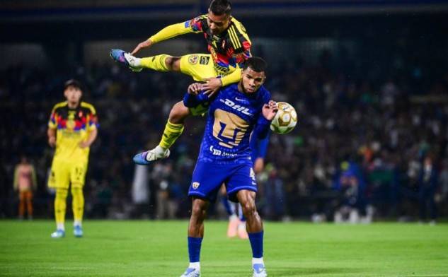 Pumas resistió y eliminó al América en CU