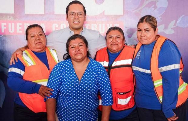 Josu&eacute; Guerrero reconoce a madres trabajadoras de Corregidora