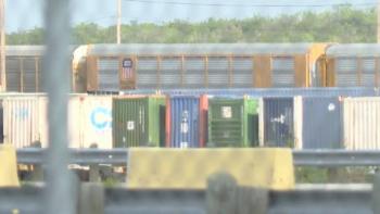 Mueren seis migrantes en contenedor de carga en Laredo; entre ellos una mexicana de 29 a&ntilde;os