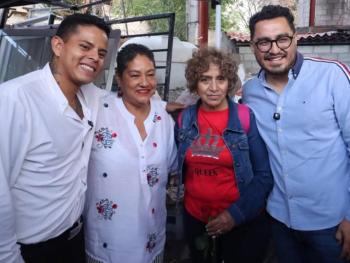 Celebran a madres de Cuautepec con evento multitudinario encabezado por Emiliano &Aacute;lvarez