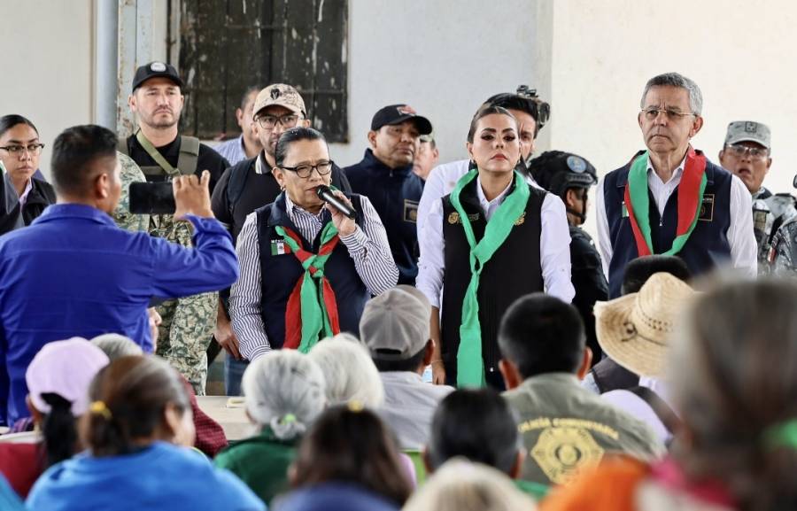 Gobernaci&oacute;n interviene en Chilapa y logra retiro de bloqueos en Alcozac&aacute;n