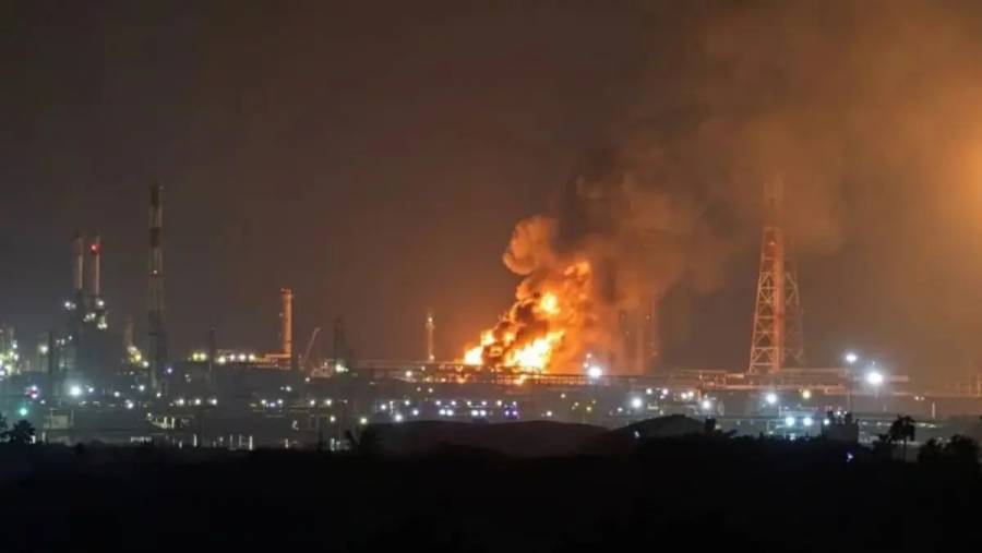 Fallece trabajador de Pemex tras incendio en refinería de Salina Cruz