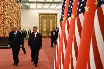 China despliega ceremonia militar durante visita de Donald Trump