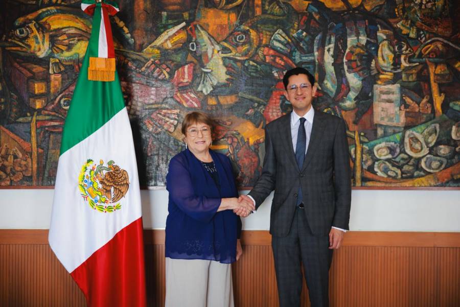 M&eacute;xico reafirma apoyo a Michelle Bachelet para encabezar la ONU tras reuni&oacute;n con Roberto Velasco