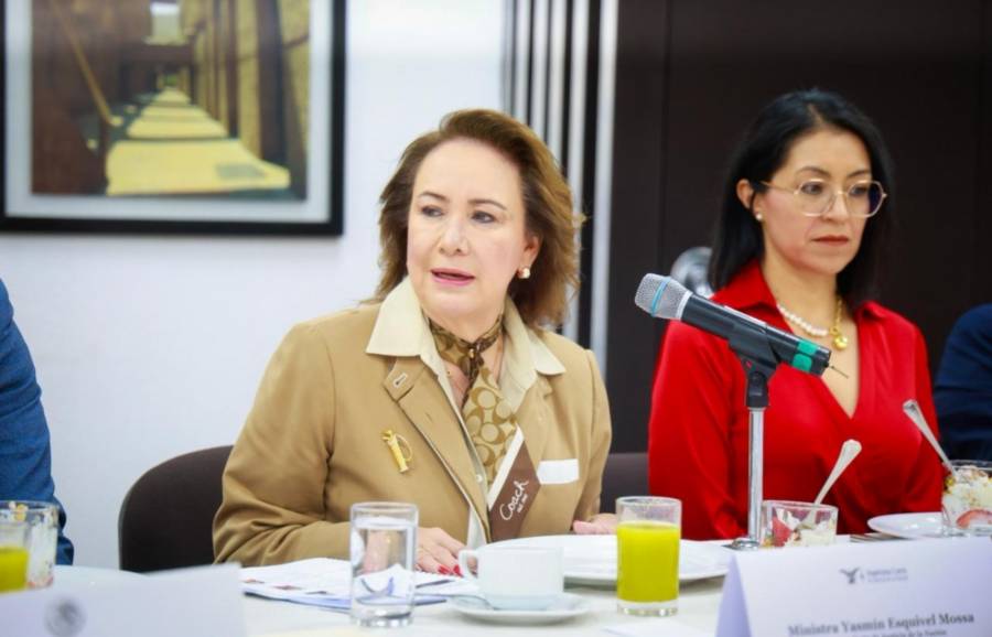 Yasmín Esquivel plantea fortalecer la reforma judicial y respaldar a juzgadores