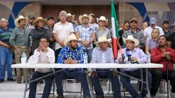 Productores de frijol en Zacatecas amenazan con bloquear v&iacute;as f&eacute;rreas si no hay acuerdo