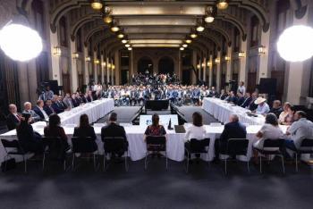 Sheinbaum acuerda ordenar mercado del ma&iacute;z blanco para estabilizar precios