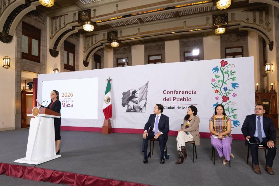 Presidenta Claudia descarta cambios extraordinarios en mandos de Sedena; es algo periódico, asegura