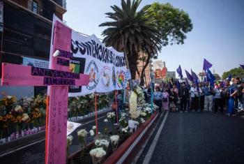 Rinden homenaje a Ximena Guzm&aacute;n y Jos&eacute; Mu&ntilde;oz a un a&ntilde;o de su asesinato