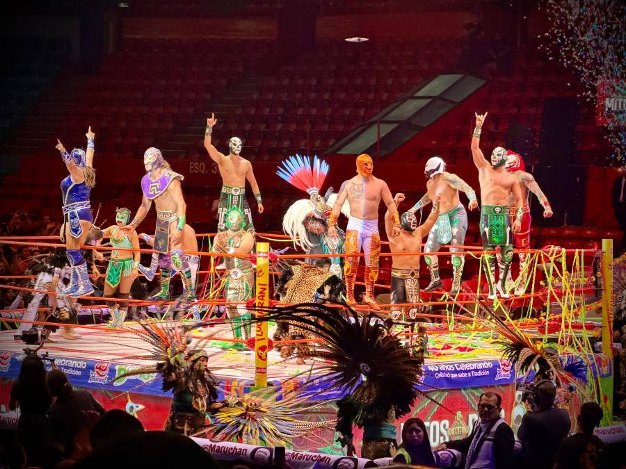 CMLL apuesta por el turismo mundialista con “Mitos en el Ring”, un espectáculo que mezcla lucha y cultura mexicana