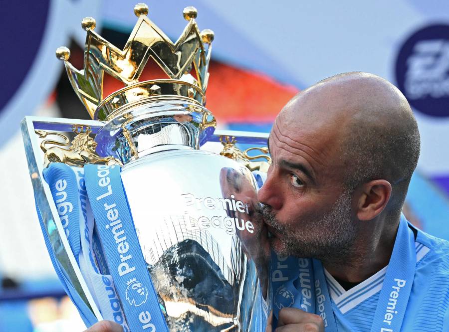 Pep Guardiola se marcha del Manchester City tras una d&eacute;cada prodigiosa