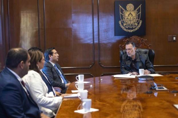Mauricio Kuri y CFE acuerdan atender fallas en el suministro el&eacute;ctrico en Quer&eacute;taro