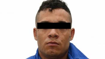Capturan en el AICM a presunto l&iacute;der de “La Chokiza” ligado a delitos en Ecatepec
