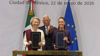 M&eacute;xico y Uni&oacute;n Europea firman modernizaci&oacute;n de acuerdo comercial en Palacio Nacional