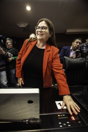 Atender cualquier acusaci&oacute;n bajo las leyes e instituciones de M&eacute;xico: Imelda Castro