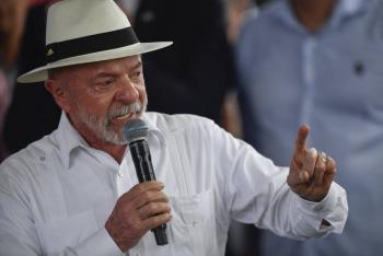 Lula inicia tratamiento preventivo tras detectar c&aacute;ncer de piel en fase temprana