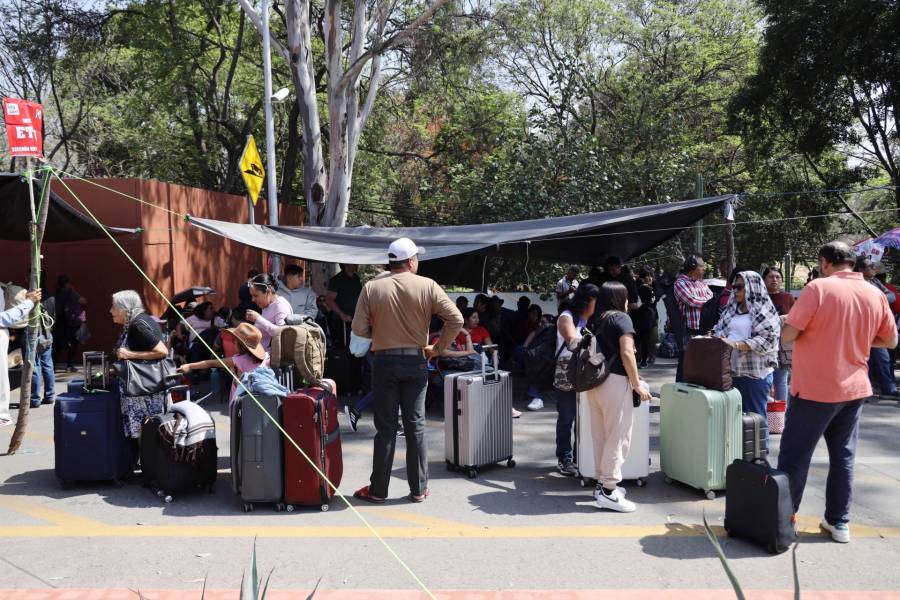 Gobierno de CDMX confirma que CNTE no podr&aacute; instalar plant&oacute;n en el Z&oacute;calo por Fan Festival del Mundial