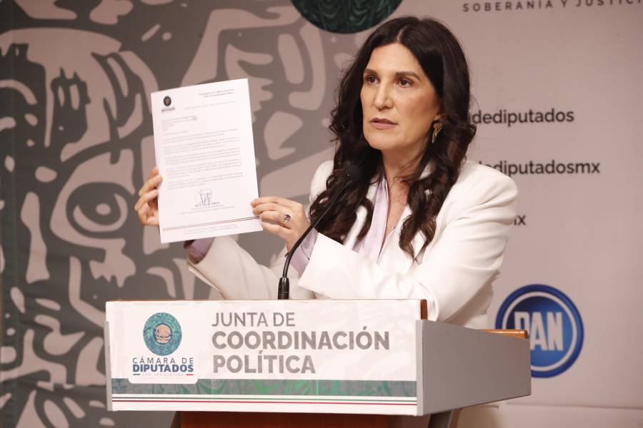 Reciben en San Lázaro solicitud de juicio político contra Maru Campos