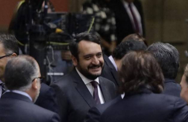 Andr&eacute;s Manuel L&oacute;pez Beltr&aacute;n deja dirigencia de Morena; buscar&aacute; diputaci&oacute;n por Tabasco