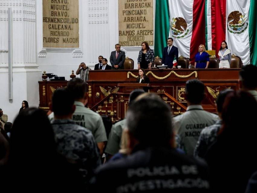 Congreso de CDMX aprueba prohibici&oacute;n de narcocorridos y apolog&iacute;a del delito en espect&aacute;culos p&uacute;blicos