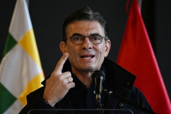 Paz elimina l&iacute;mites al estado de excepci&oacute;n en Bolivia