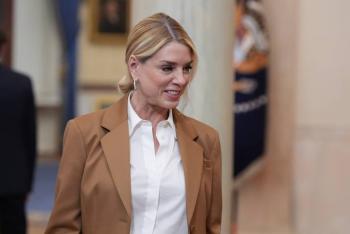 Pam Bondi informa recuperaci&oacute;n tras tratamiento por c&aacute;ncer de tiroides