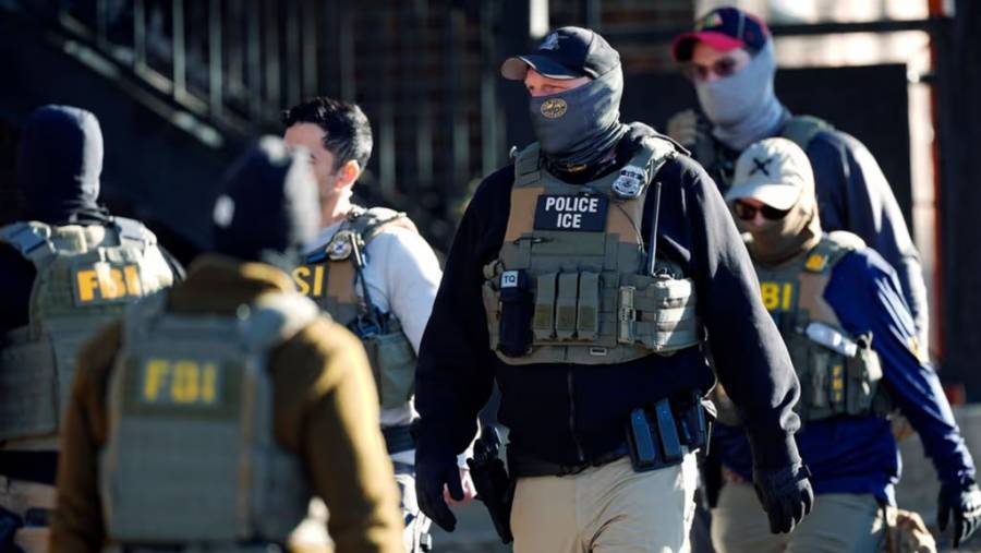 Arrestan en Texas a agente de ICE acusado de disparar a migrante venezolano