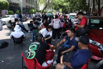CNTE Secci&oacute;n 22 se re&uacute;ne con Segob en medio de protestas en CDMX