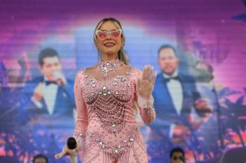 Baile por la Paz re&uacute;ne a comunidad de San Felipe de Jes&uacute;s con Sonora Santanera y mujeres sonideras