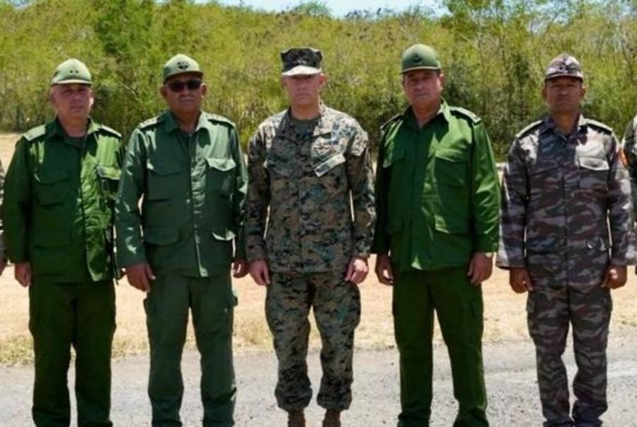 Encuentro inusual en Guantánamo: generales de EE.UU. y Cuba dialogan sobre seguridad en la base naval