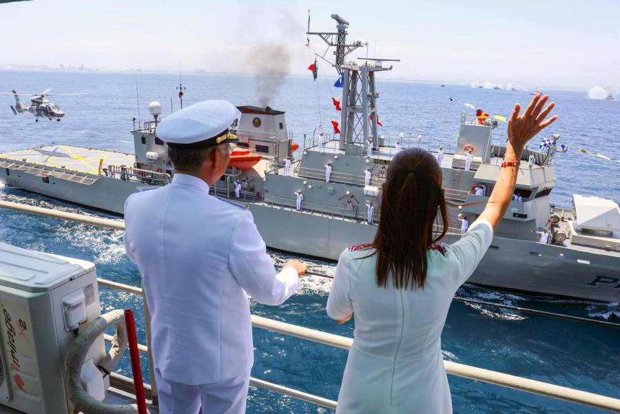 Son tiempos de definiciones, de defender la soberanía nacional: Sheinbaum en el Día de la Marina