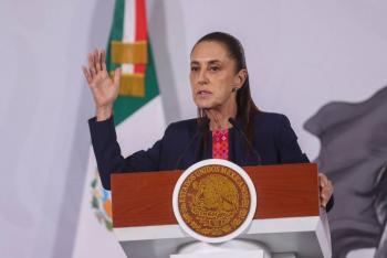 Sheinbaum destaca a la Marina y llama a defender la soberan&iacute;a nacional durante acto en L&aacute;zaro C&aacute;rdenas