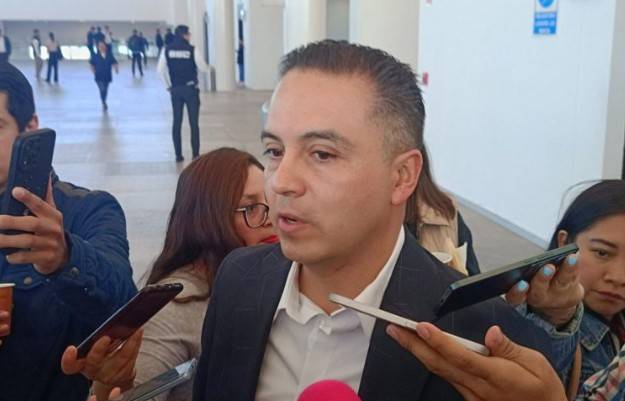 Entregan observaciones para vetar ley de identidad de g&eacute;nero en Quer&eacute;taro