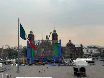 Protestas de la CNTE ponen en incertidumbre la realizaci&oacute;n del Fan Fest del Mundial en el Z&oacute;calo