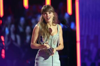 Taylor Swift revive recuerdos de infancia para acompa&ntilde;ar estreno musical de Toy Story 5