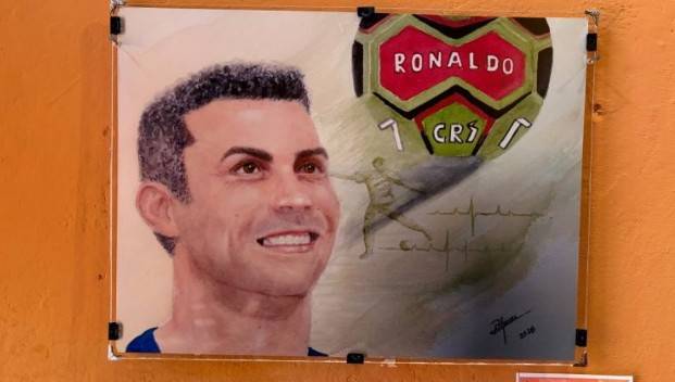 Casa del Fald&oacute;n exhibe acuarelas inspiradas en figuras del futbol