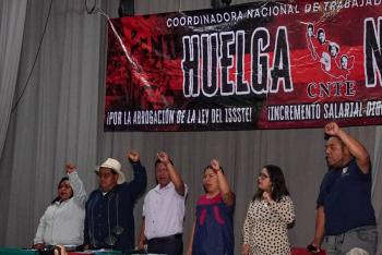 Plant&oacute;n de la CNTE ser&aacute; reforzado en CDMX tras rechazo a propuesta sobre USICAMM