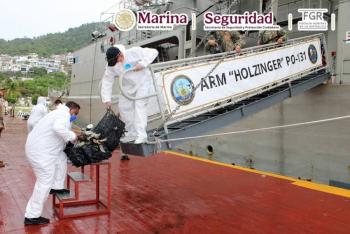 Marina asegura embarcaci&oacute;n con 829 kilos de coca&iacute;na frente a costas de Guerrero