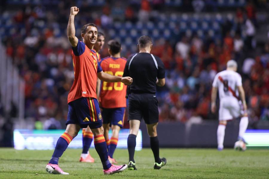 Espa&ntilde;a afina detalles para el Mundial con triunfo sobre Per&uacute; en Puebla