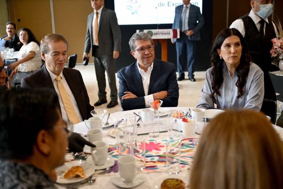 Cámara de Diputados conmemora el Día de la Libertad de Expresión y reconoce labor de periodistas