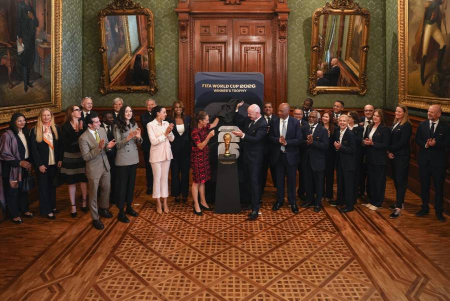 Presidenta Sheinbaum recibe a Gianni Infantino en Palacio Nacional previo al Mundial 2026