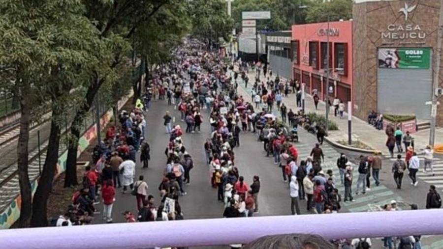 Pide Cravioto a CNTE respetar derecho de aficionados a ingresar al Estadio durante el Mundial