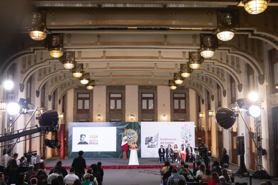 Sheinbaum acusa campañas digitales para simular descontento social; descarta uso del Centro Nacional de Inteligencia con fines políticos