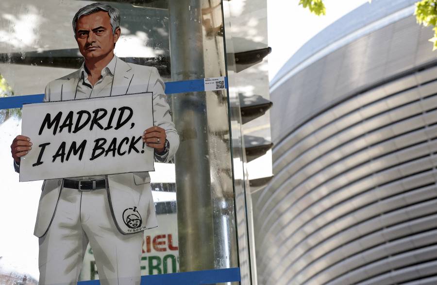 Real Madrid ficha a Mourinho como entrenador hasta 2029