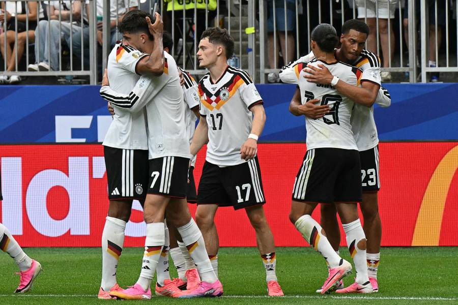 Alemania impone su jerarquiacutea y derrota con contundencia a Curazao